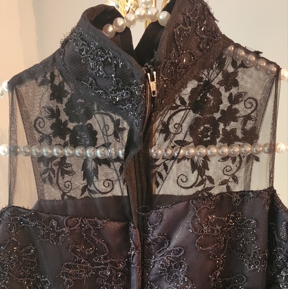 Stunning girls black lace mermaid gown size 8/10 new custom made - Picture 2 of 6